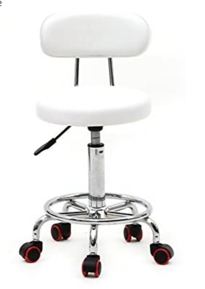 Chair with white back
