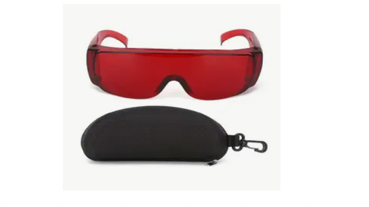 GAFAS ROJAS