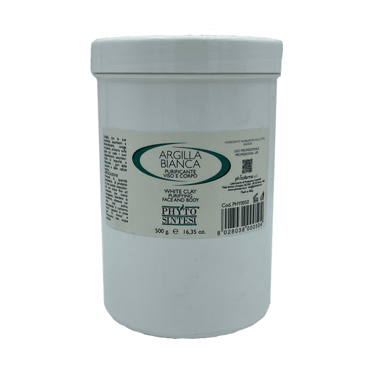 Clay in white powder